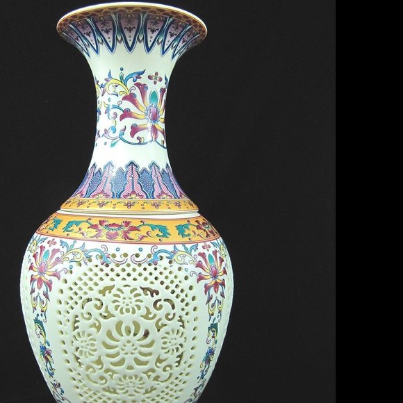 Chinese reticulated 2pc Porcelain Vase Vintage blue white floral bird - Picture 2 of 9